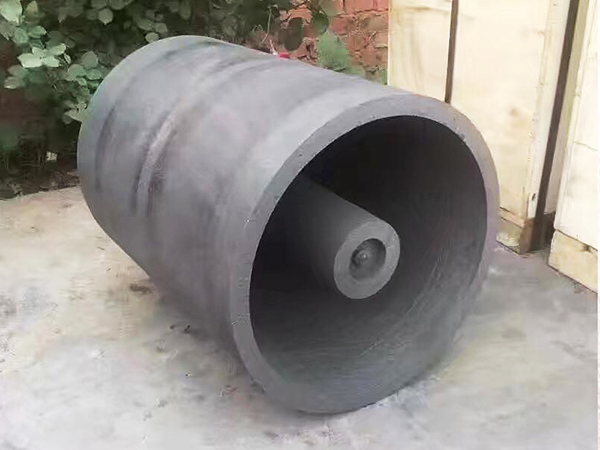 石墨坩埚